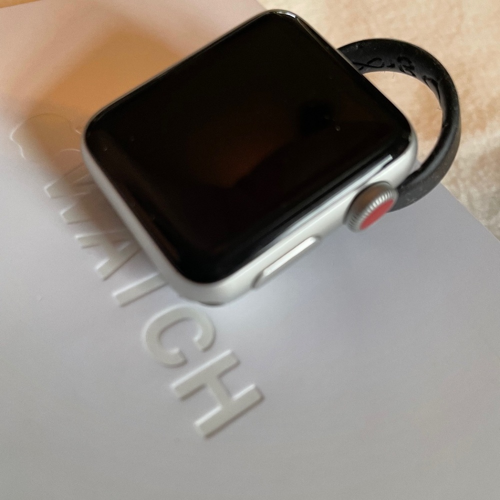 Apple series 3 watch